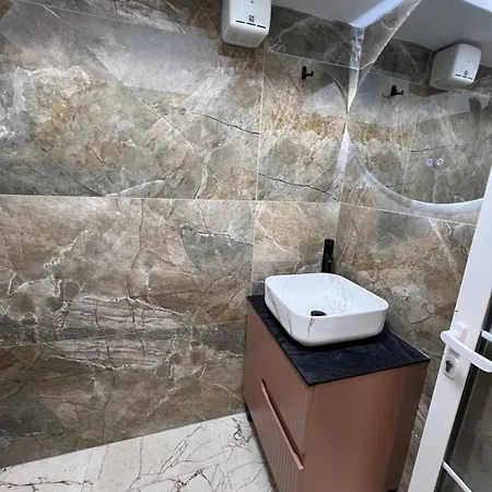 Leti Rr Muhamet Gjollesha 2 Appartement
